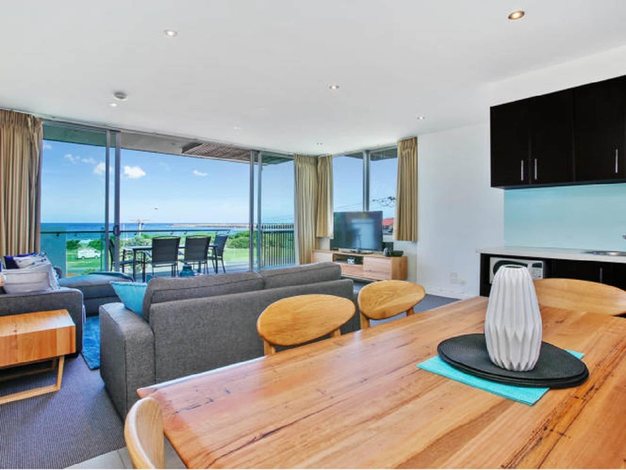 The Dolphin Apartments Apollo Bay Exterior photo