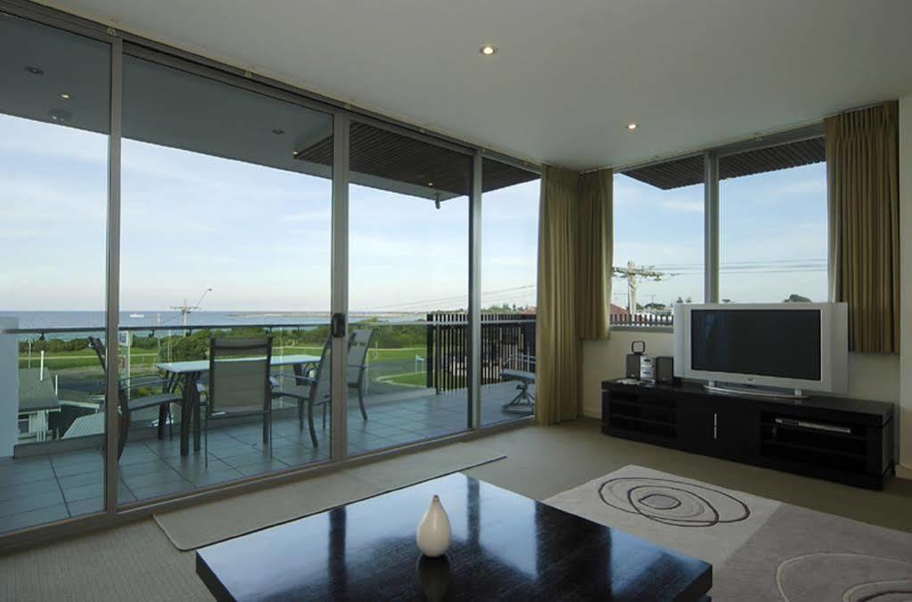 The Dolphin Apartments Apollo Bay Exterior photo